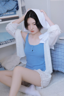 揉捏奶头高潮呻吟视频